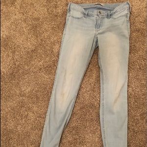 hollister light wash jeans